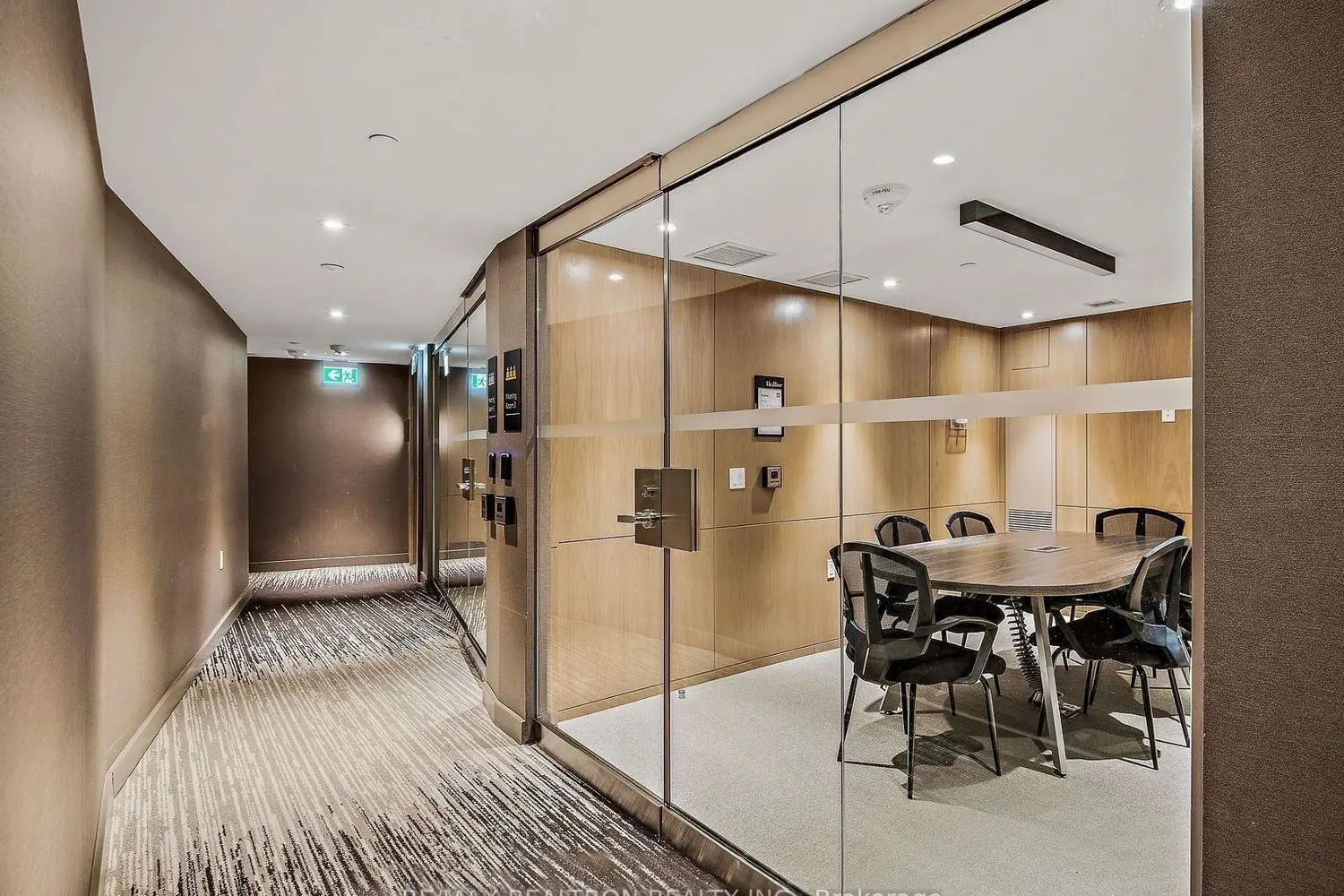 Additional image 12 of 585 Bloor Street 1117
