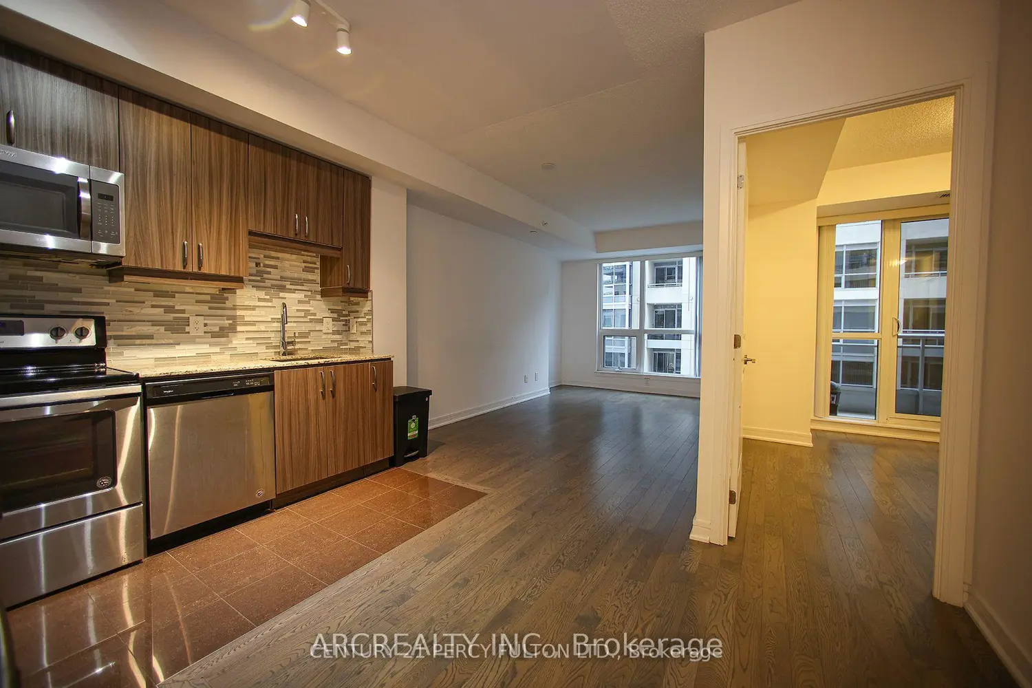 Additional image 9 of 9205 Yonge Street 512