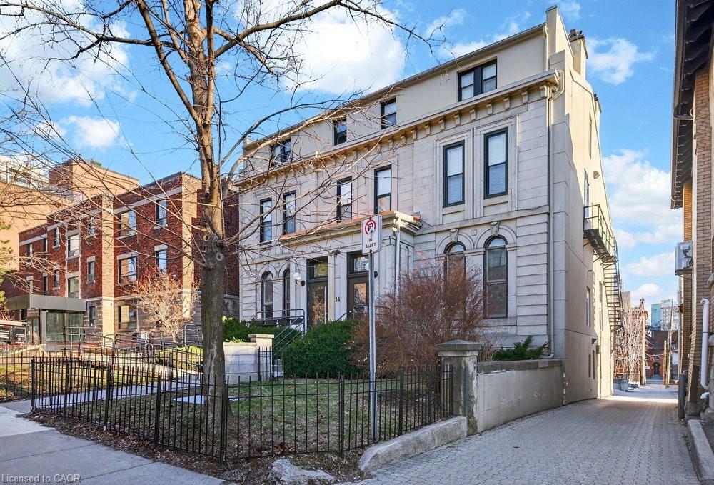 Main-14 Duke Street, Hamilton, ON, L8P 1X1