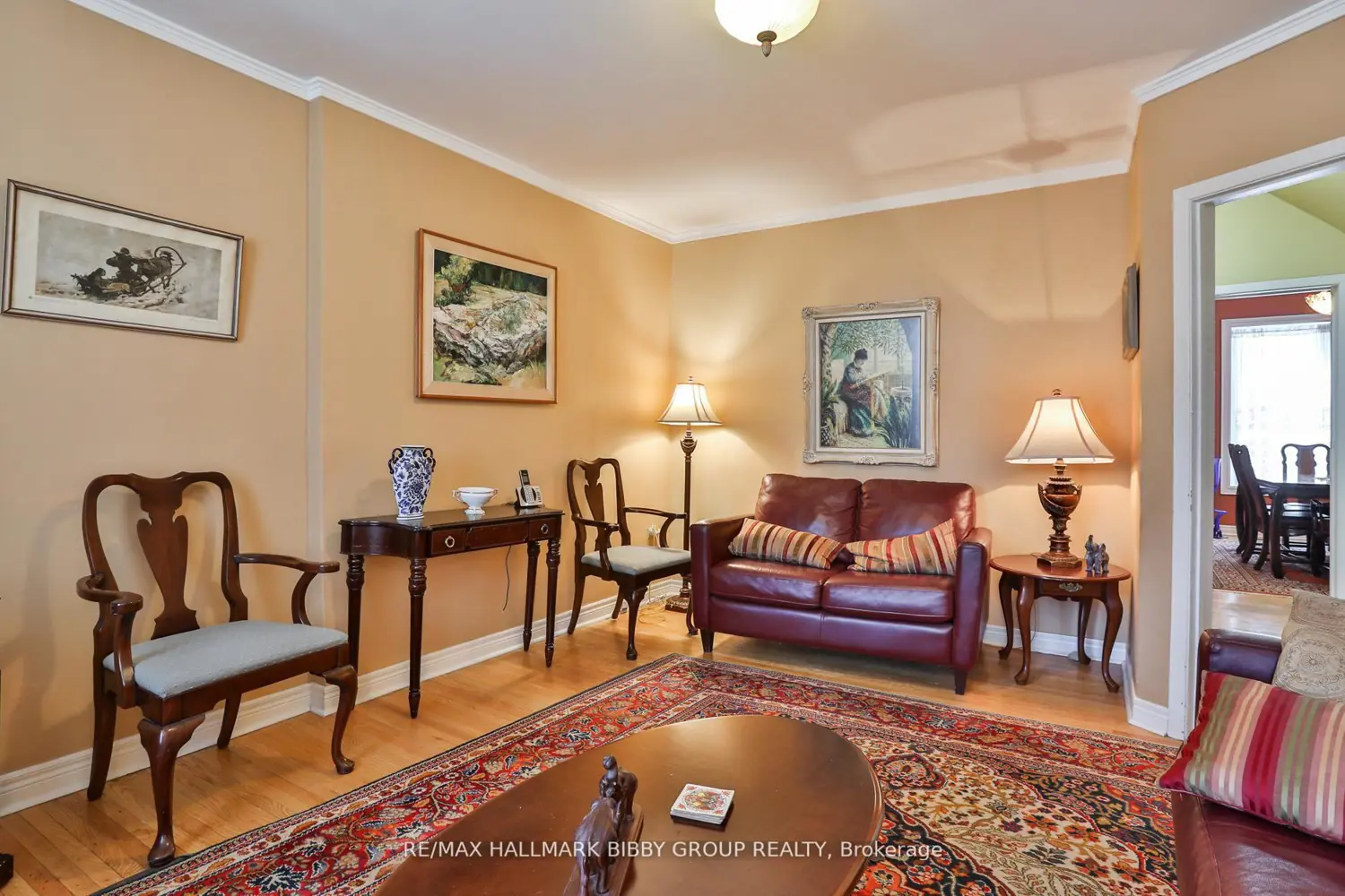 98 Fuller Avenue photo 2