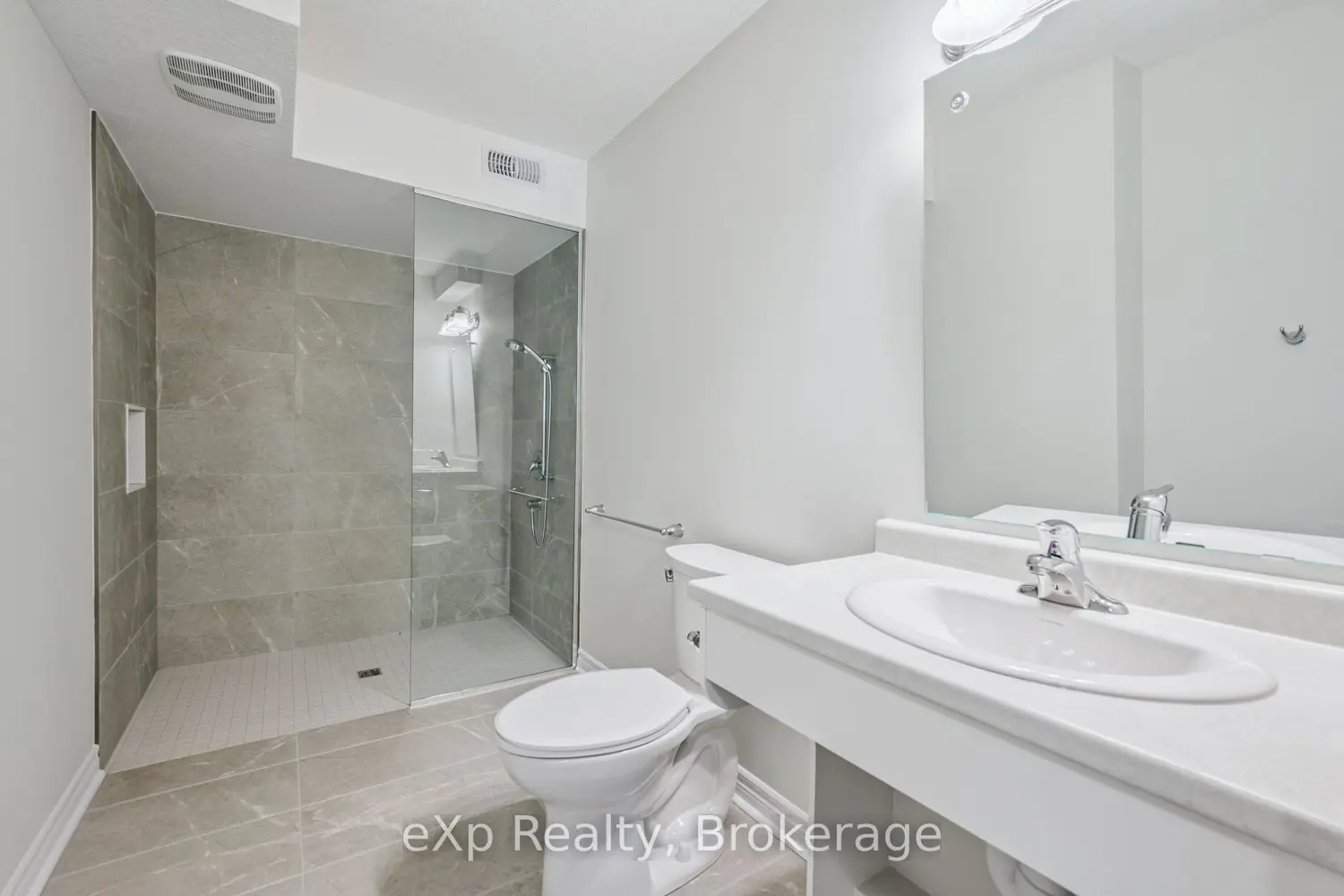 Additional image 15 of 465 Garafraxa Street 10