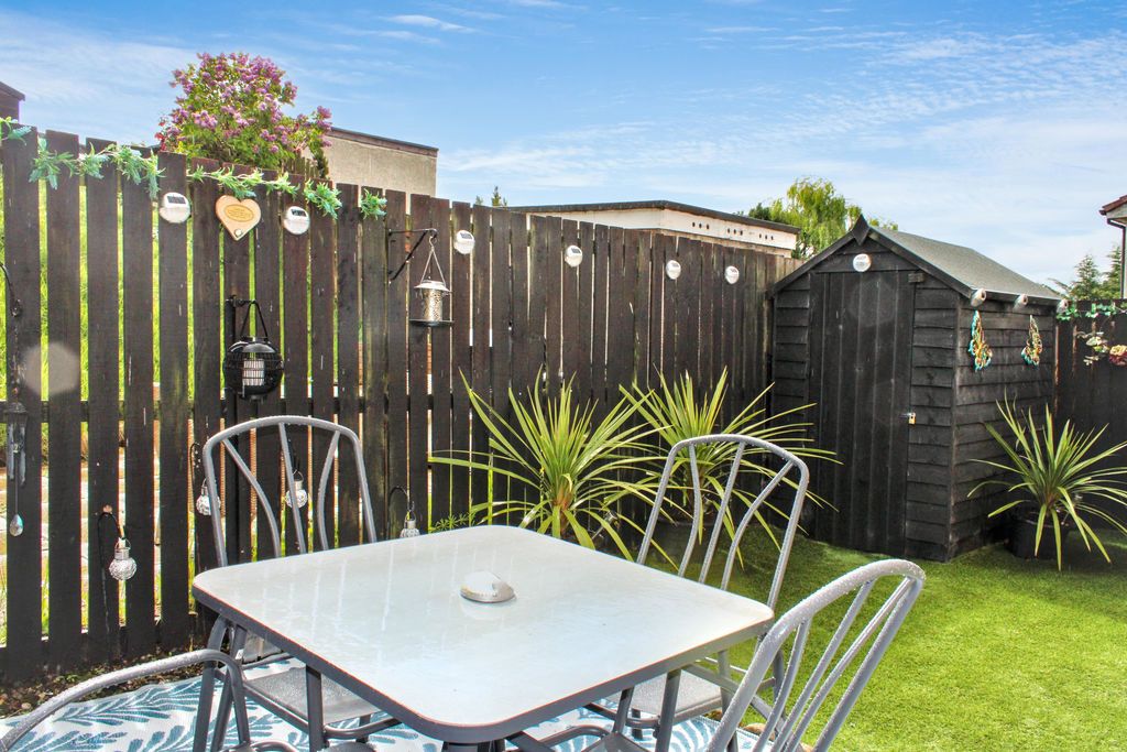 Additional image 18 of 2 bed flat for sale6 Mary Stevenson Drive, Alloa FK10