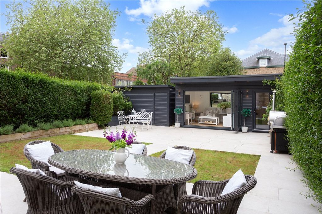 Additional image 3 of 6 bed end terrace house to rentThe Mount, York, North Yorkshire YO24