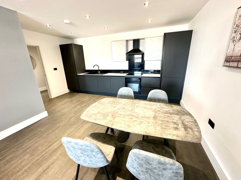 Additional image 5 of 2 bed flat to rentBuckingham House, Glovers Court, Preston, Lancashire PR1
