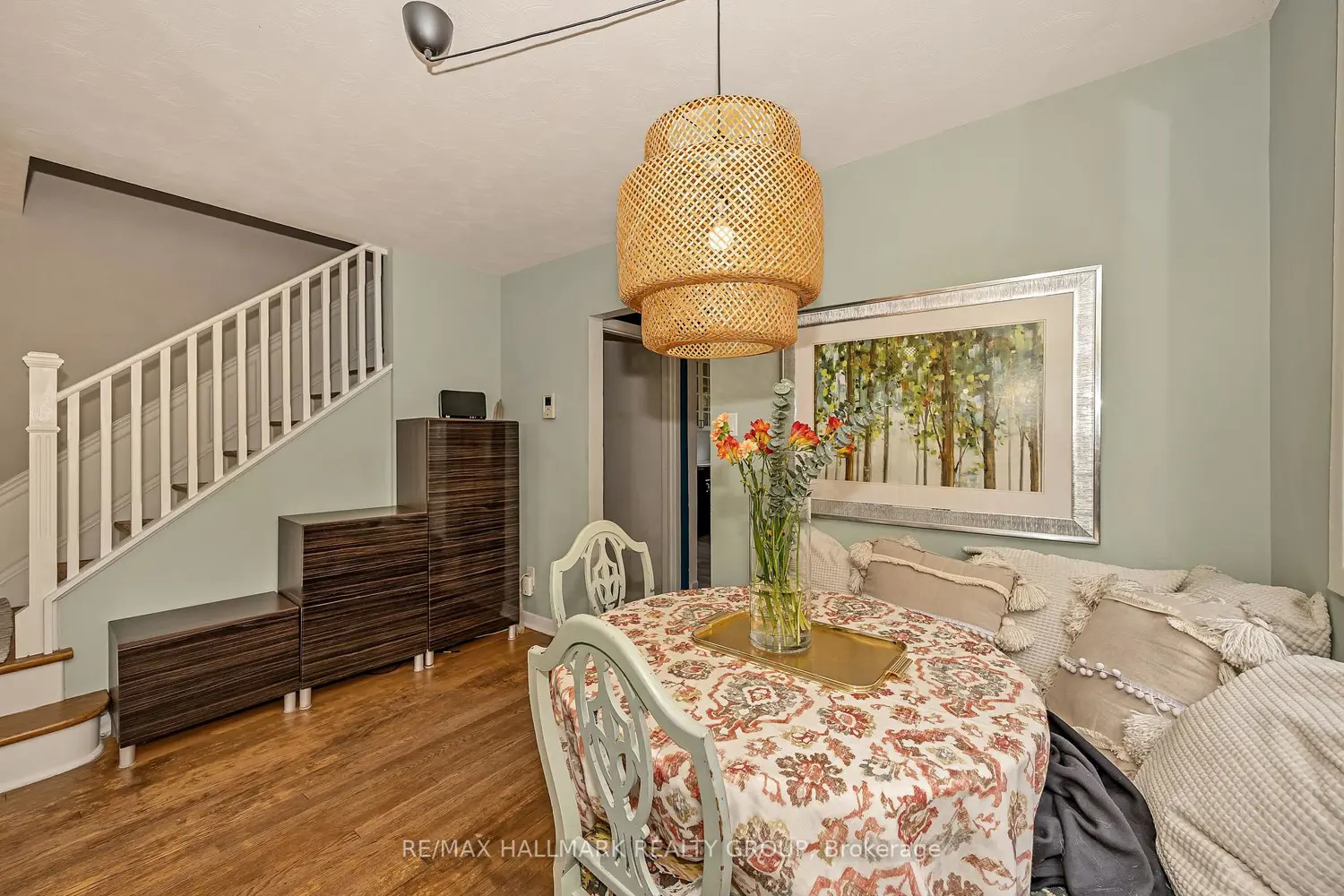 2661 Conn Street photo 5