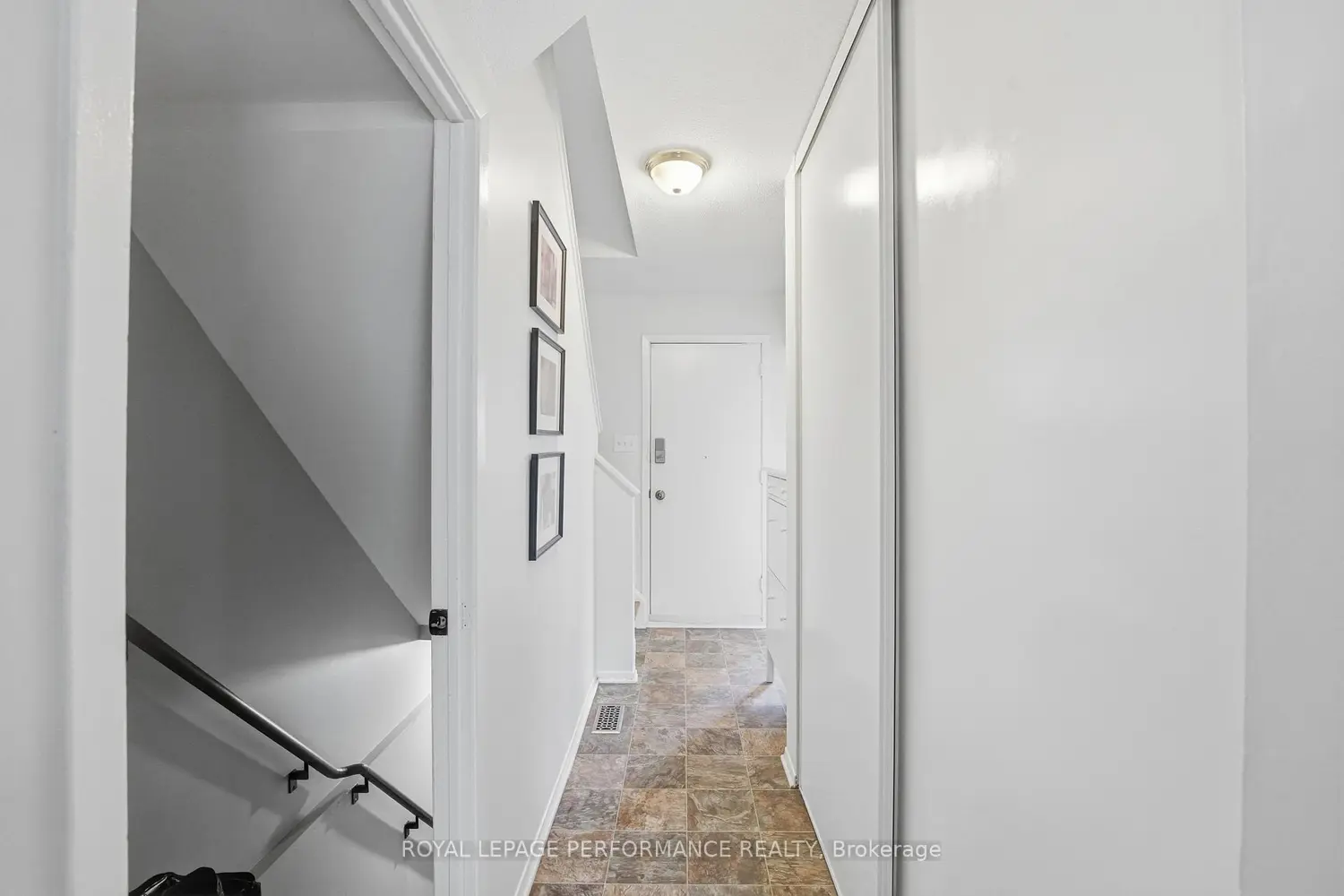 1767 Trappist Lane photo 3
