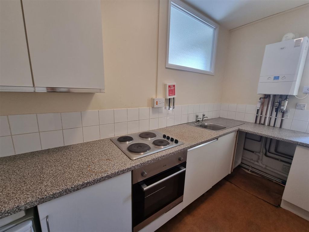 Additional image 9 of 2 bed flat to rentMarket Place, Coleford GL16