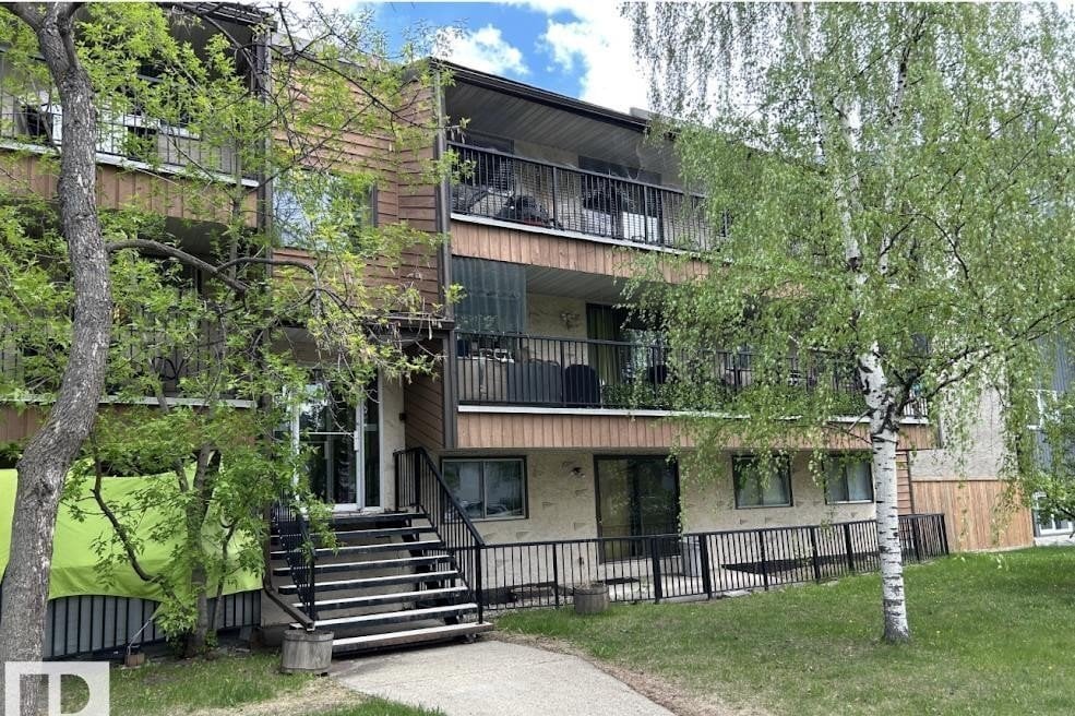 Additional image 3 of 10-10737 116 Street NW, Edmonton, AB, T5H3M3