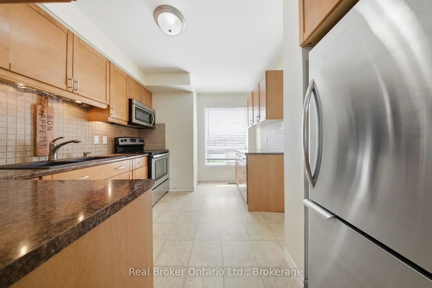 Additional image 7 of 32 Mowat Boulevard 41