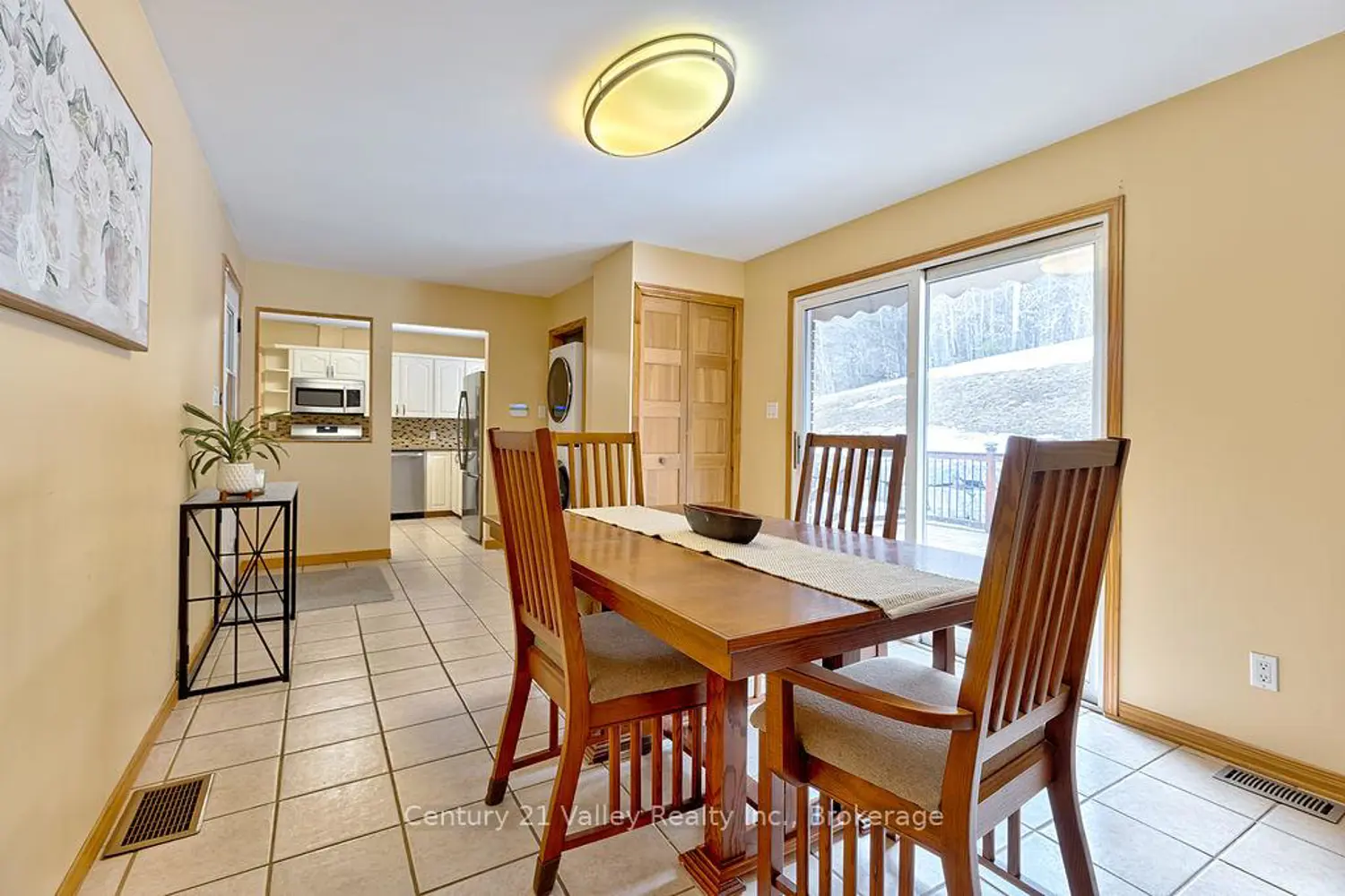 Additional image 3 of 107 Augsburg Road