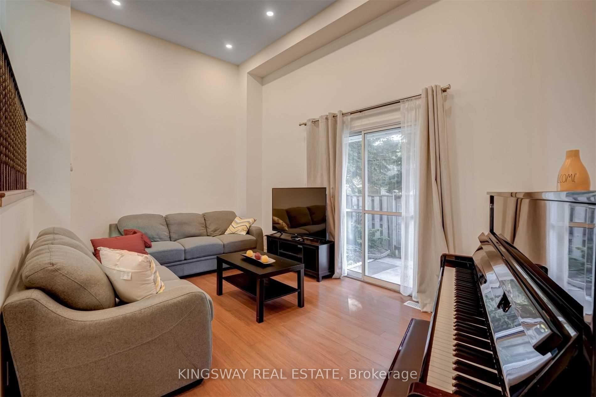 Additional image 6 of 8-300 Brideltown Circle, Toronto, ON, M1W 2G8
