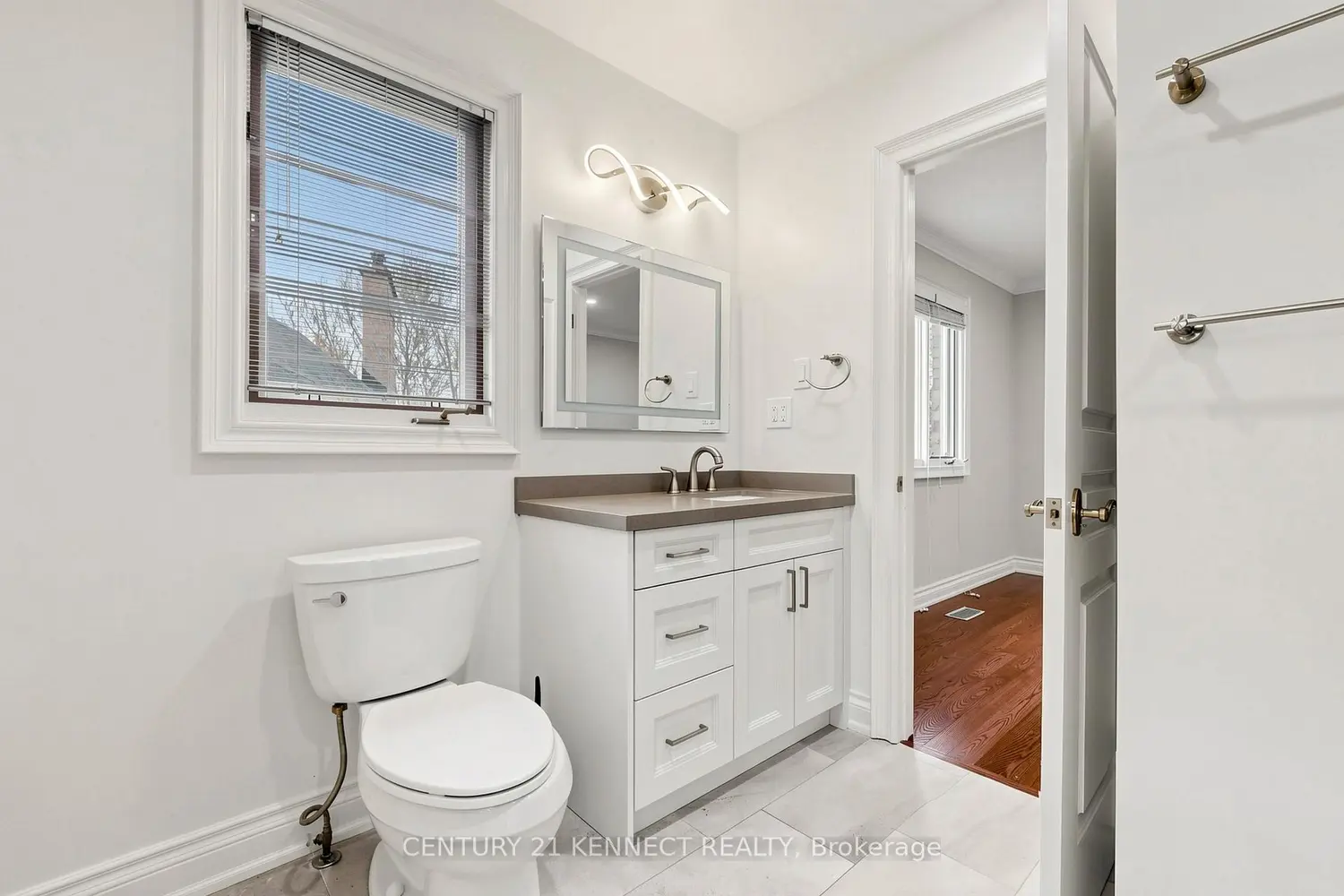 Additional image 16 of 53 Grenadier Crescent