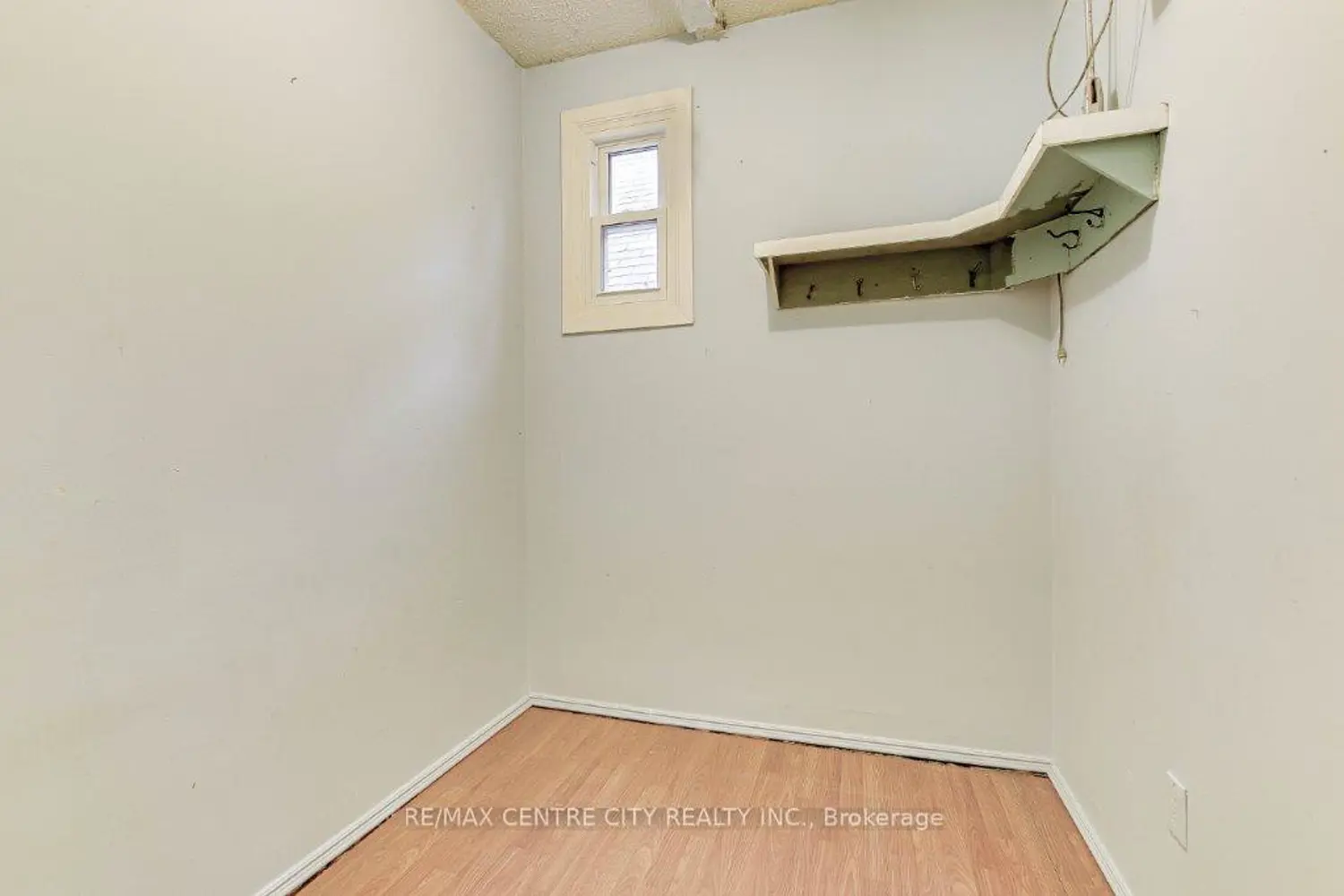 Additional image 3 of 781 Dufferin Avenue