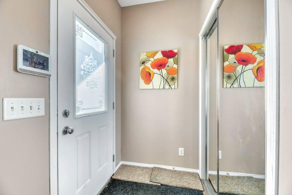 Additional image 6 of 319 Saddlebrook Circle NE, Calgary, AB, T3J 0J9