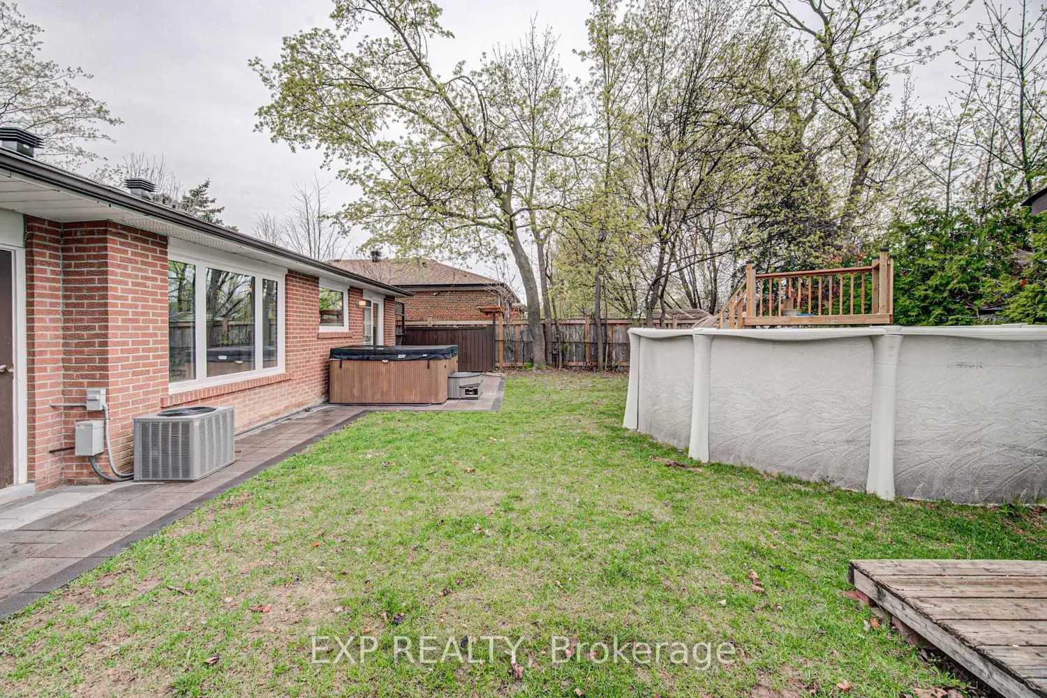 Additional image 18 of 8 Sanford Crescent