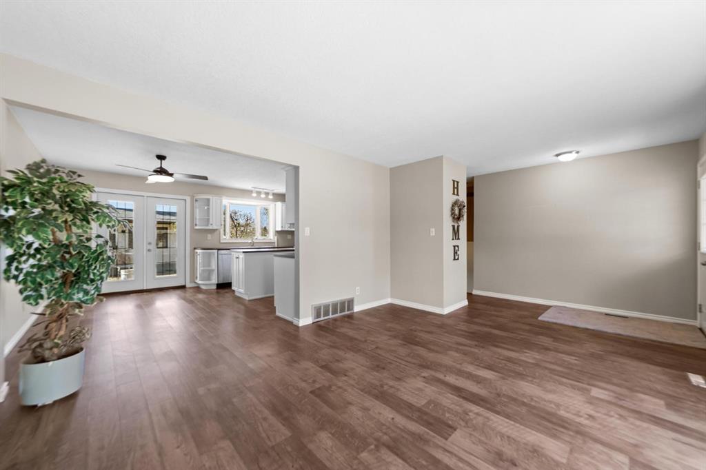 Additional image 5 of 6121 39 Avenue, Camrose, AB, T4V3A9