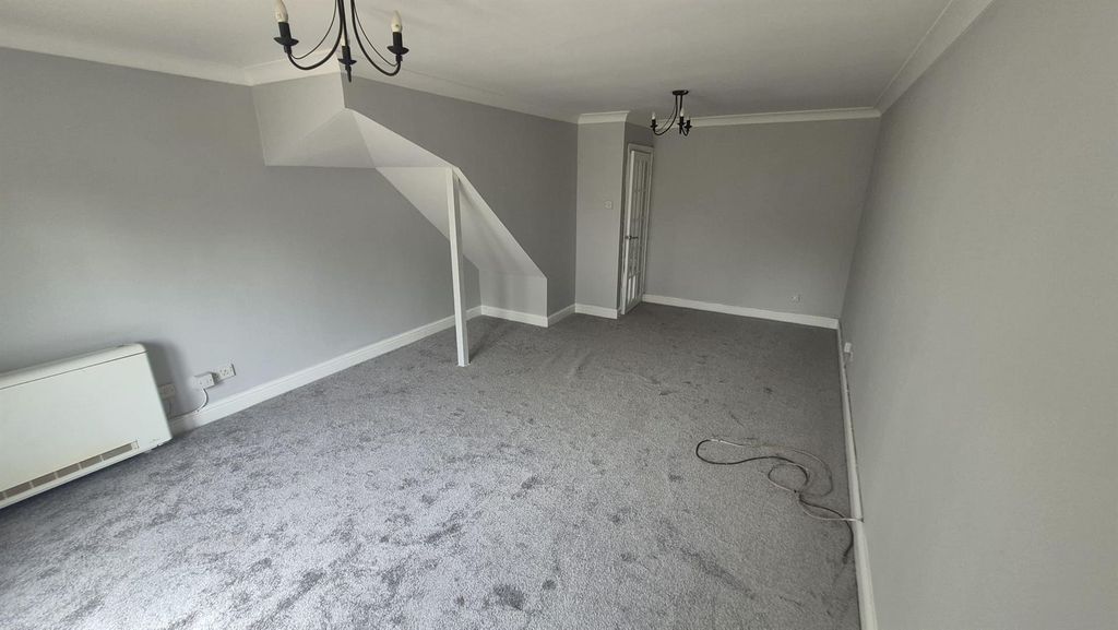 Additional image 5 of 3 bed terraced house to rentCadogan Close, Johnston, Haverfordwest SA62
