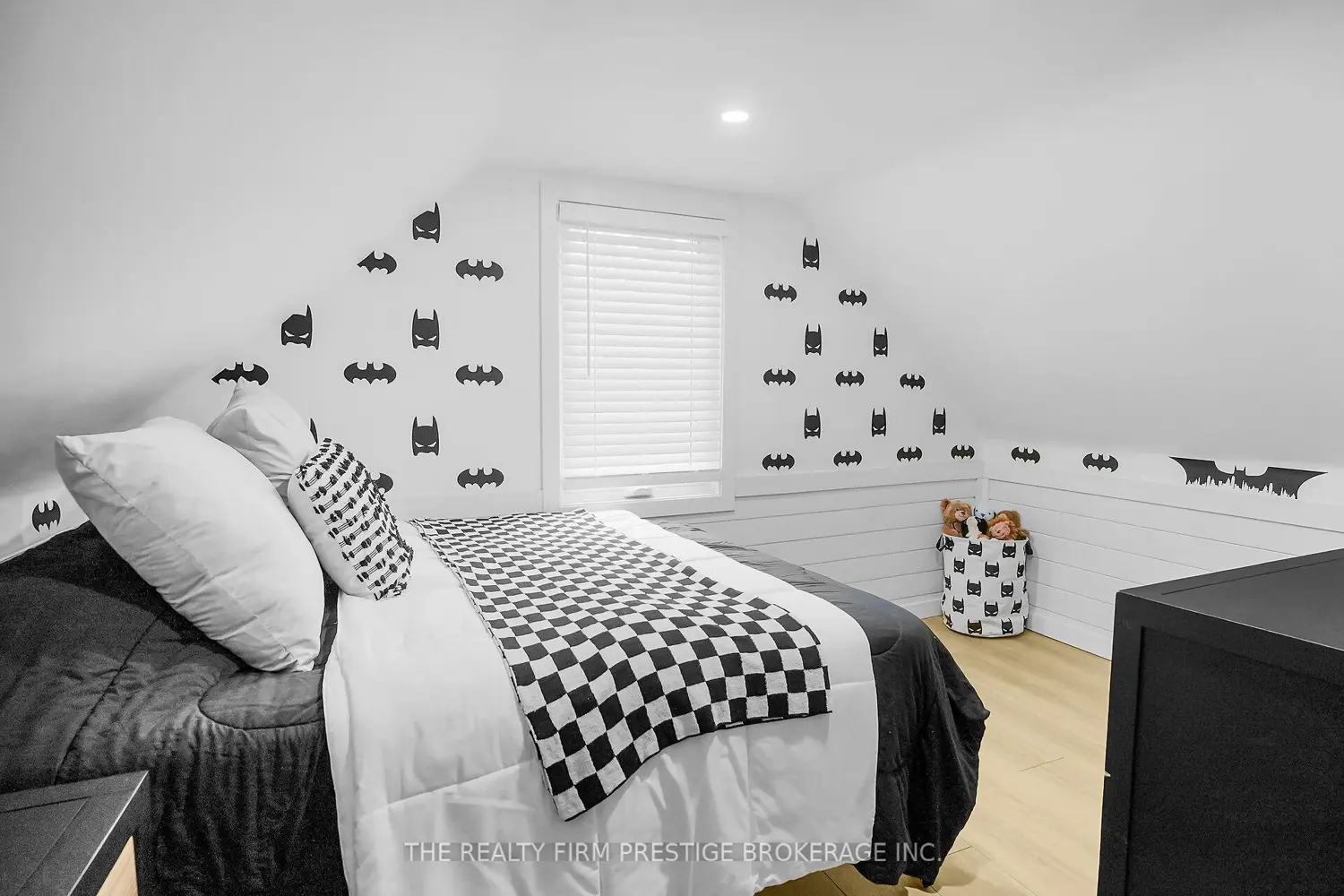 Additional image 9 of 23473 Wonderland Road