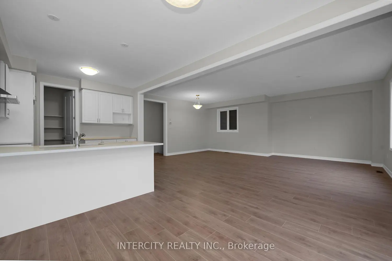 Additional image 7 of 130 Molozzi Street