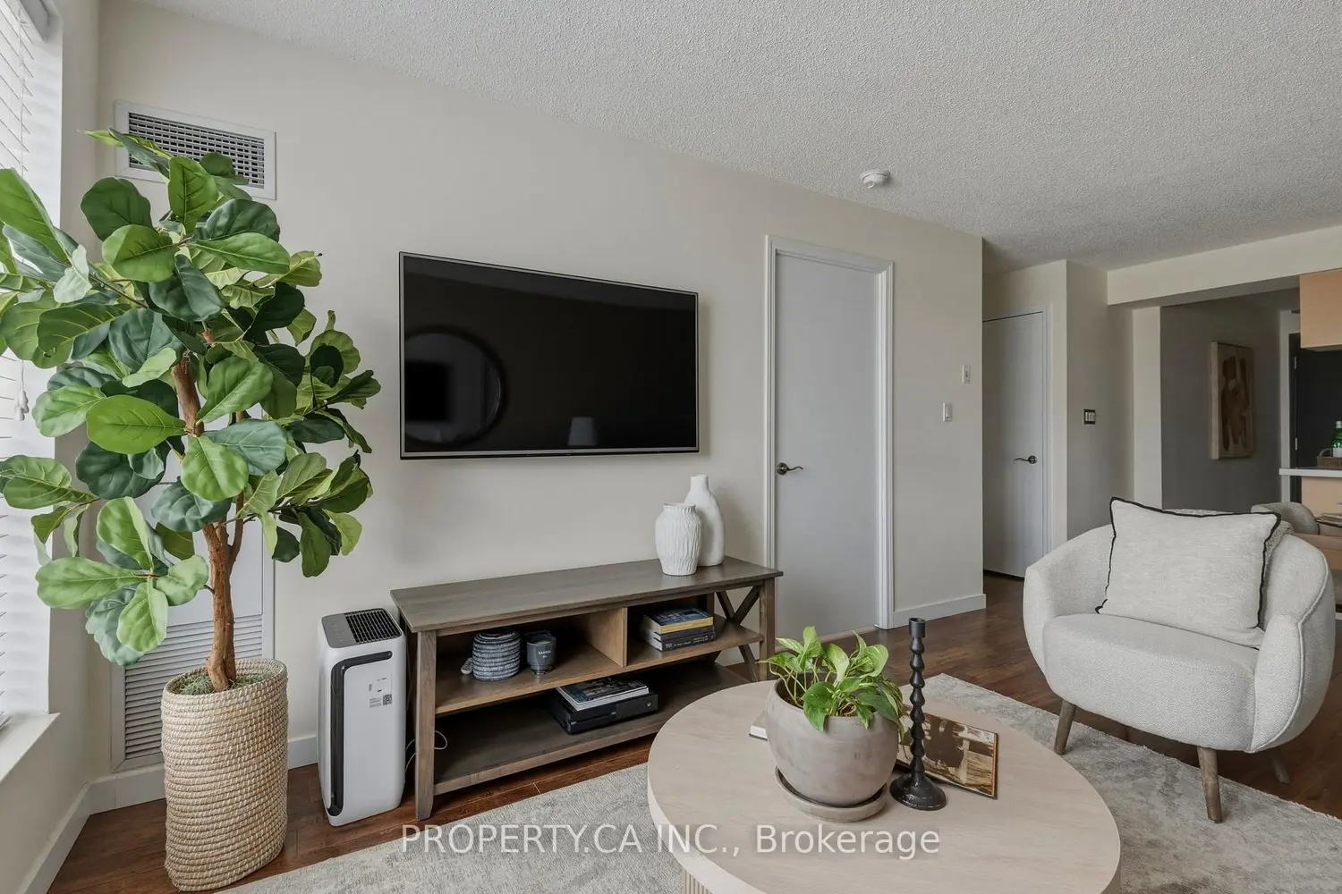 Additional image 5 of 410 Queens Quay 1105