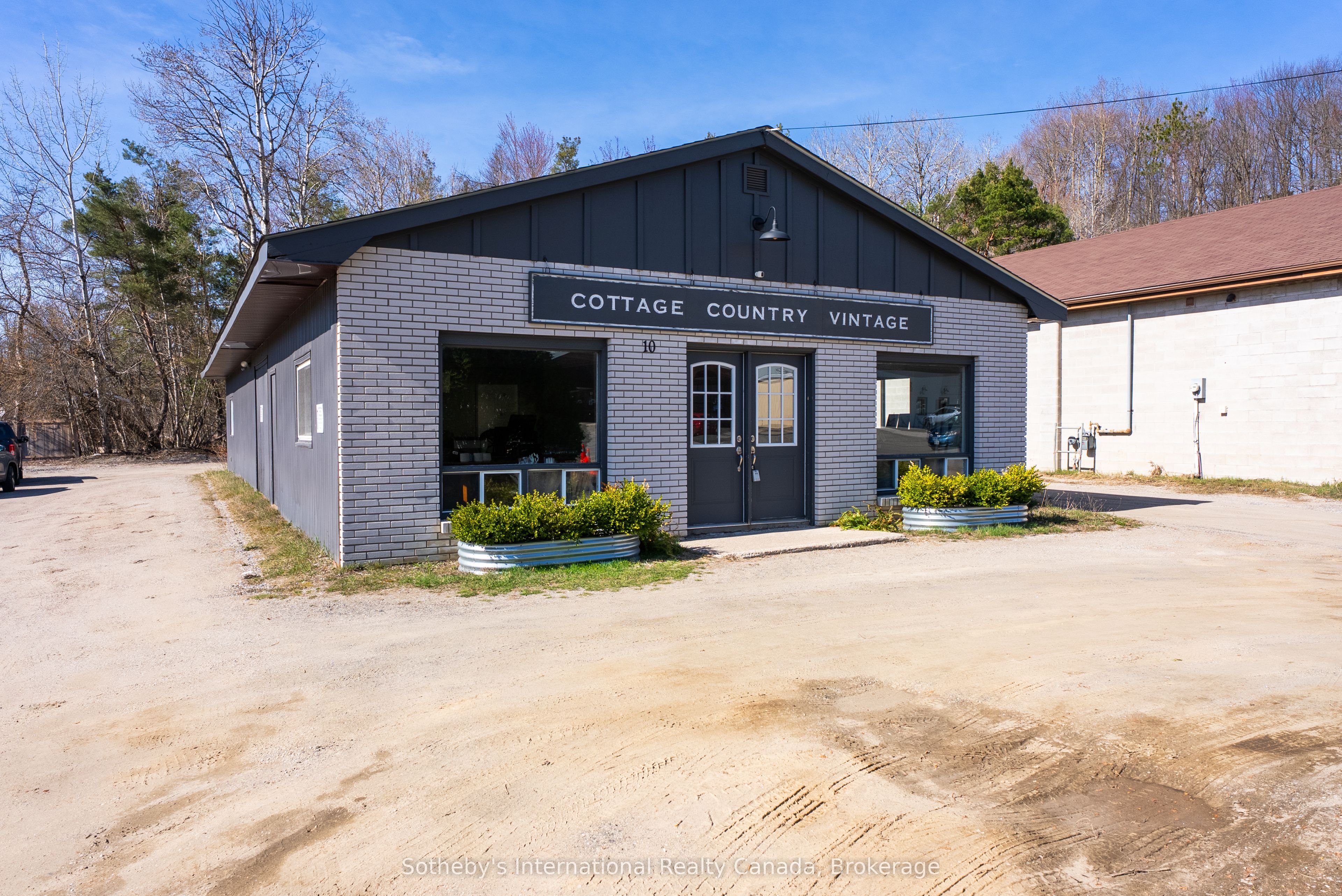 10 Armstrong Street, Bracebridge, ON, P1L 1C1
