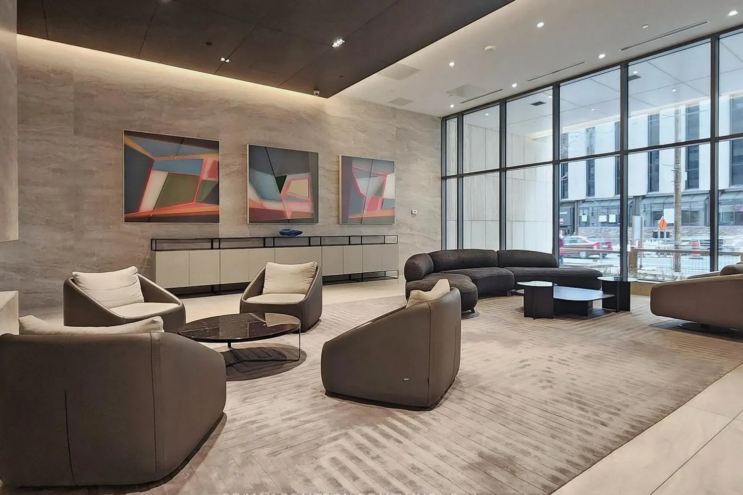 Additional image 14 of 2221 Yonge Street 213