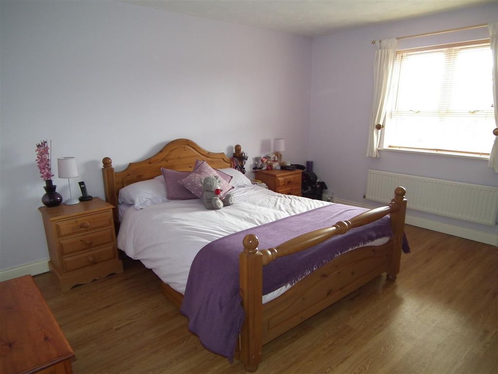Additional image 9 of 5 bed detached house to rentAbington Vale, Northampton NN3