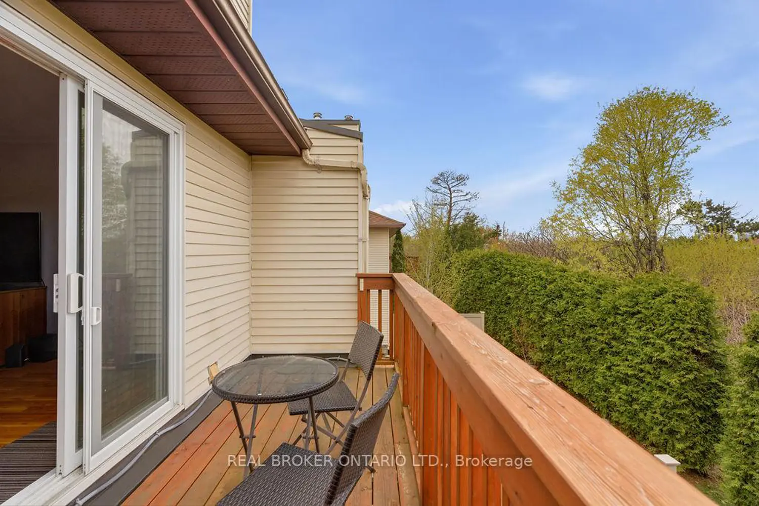 51 Haxby Private photo 4