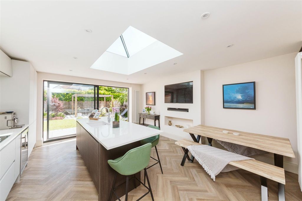 Additional image 5 of 4 bed maisonette for saleLinden Road, Westbury Park, Bristol BS6