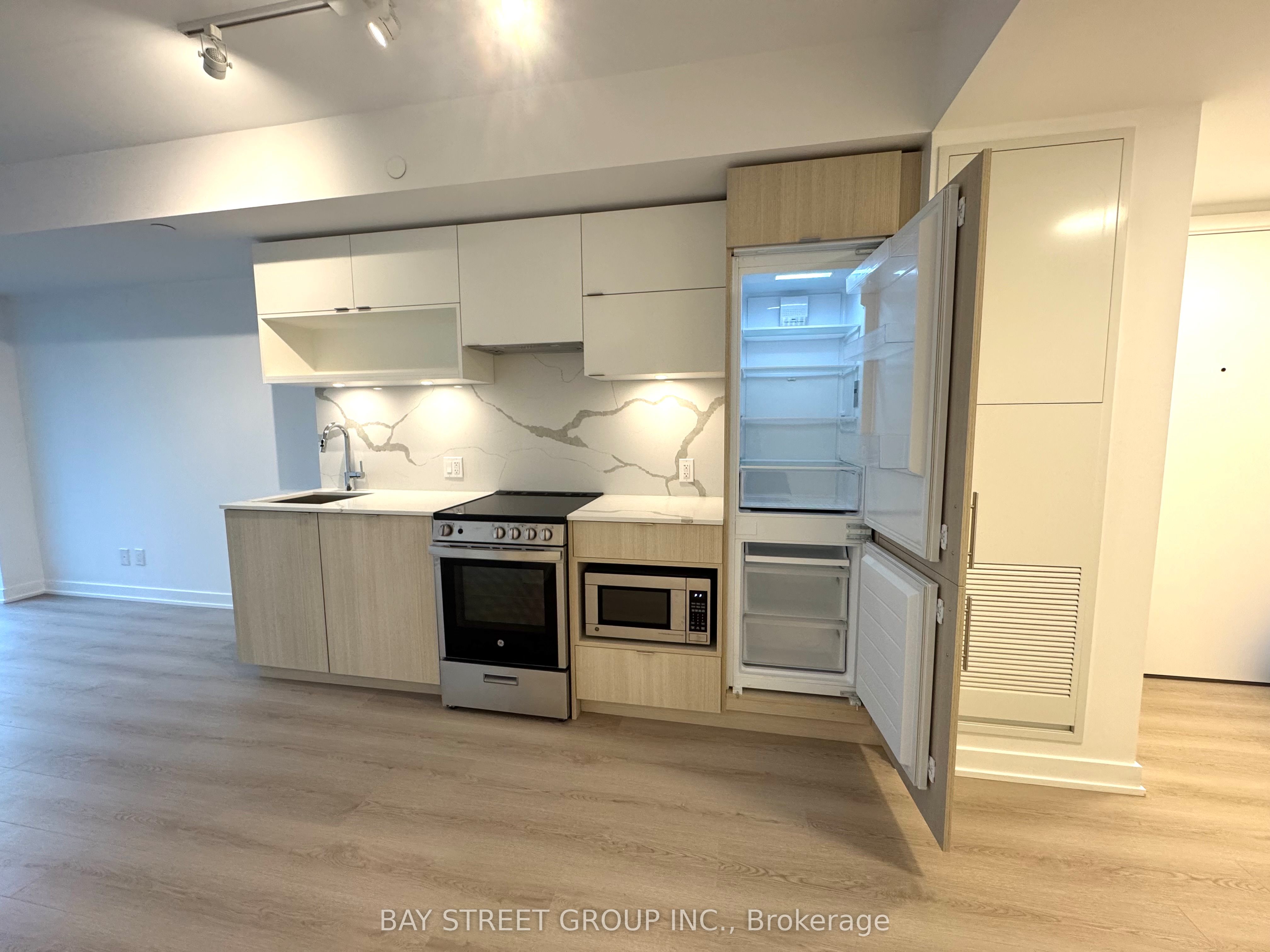 Additional image 4 of 1501-100 Queen Street E, Toronto, ON, M5C 0B5