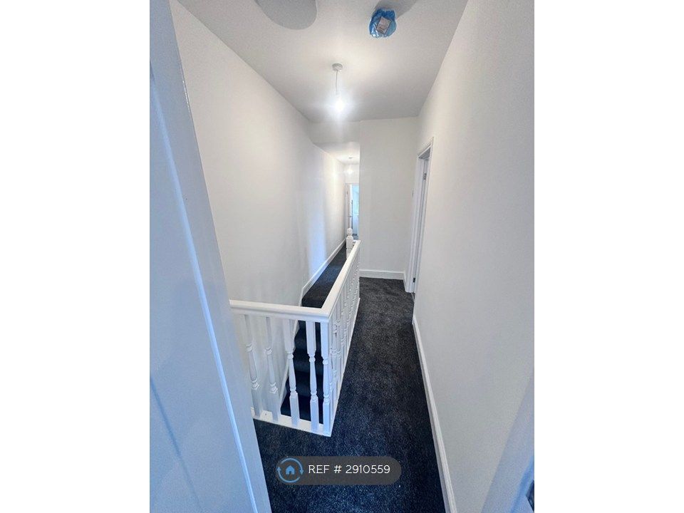 Additional image 8 of 3 bed semi-detached house to rentChurch St, Tredegar NP22