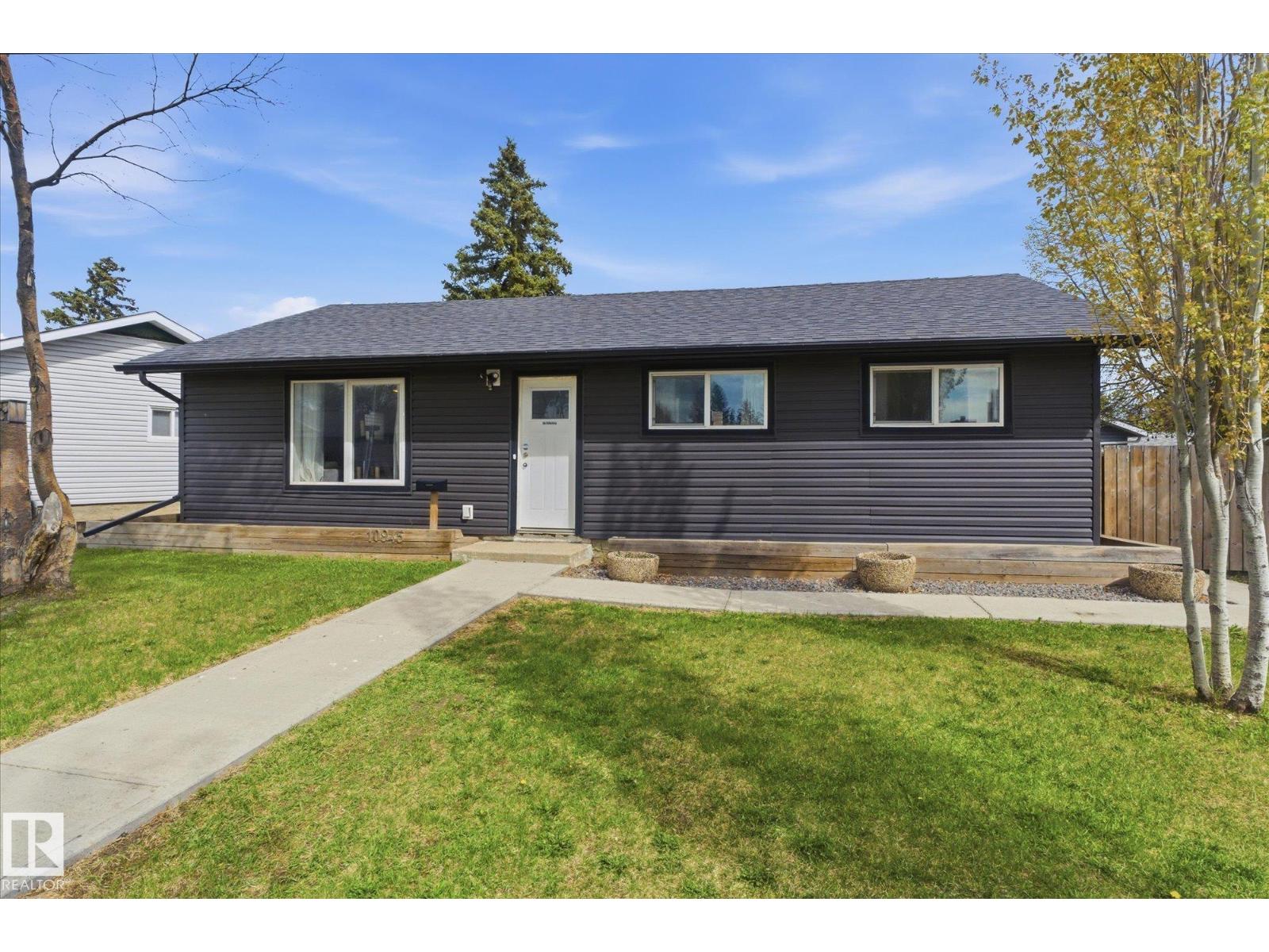 Additional image 2 of 10945 164 Street NW, Edmonton, AB, T5P3S2