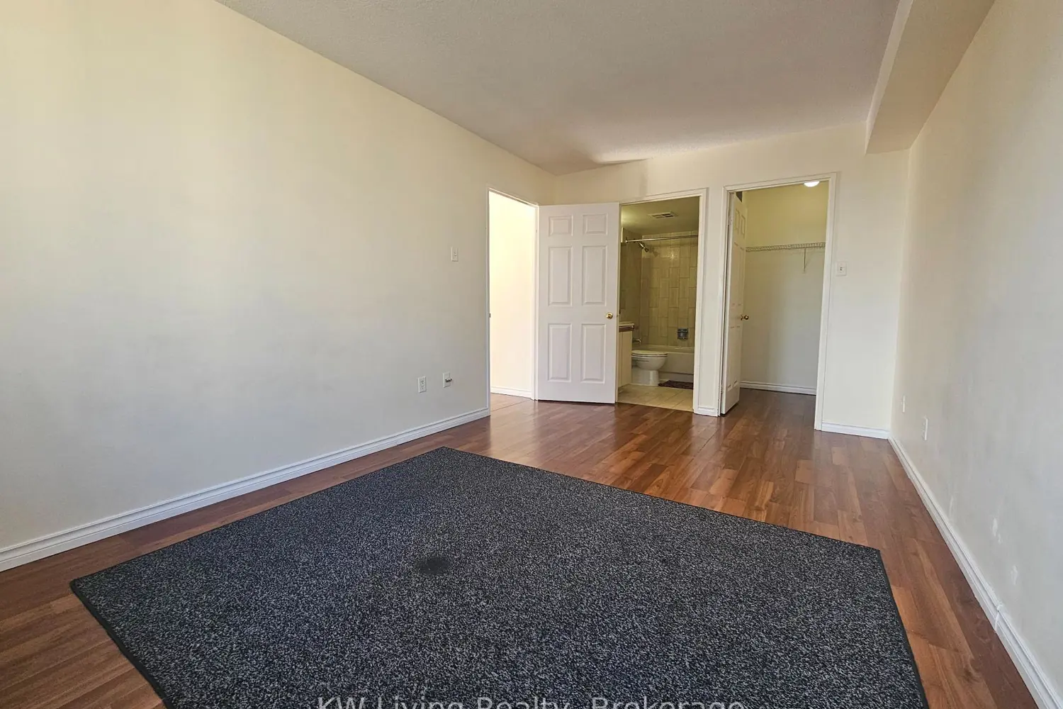 Additional image 9 of 285 Enfield Place 1503