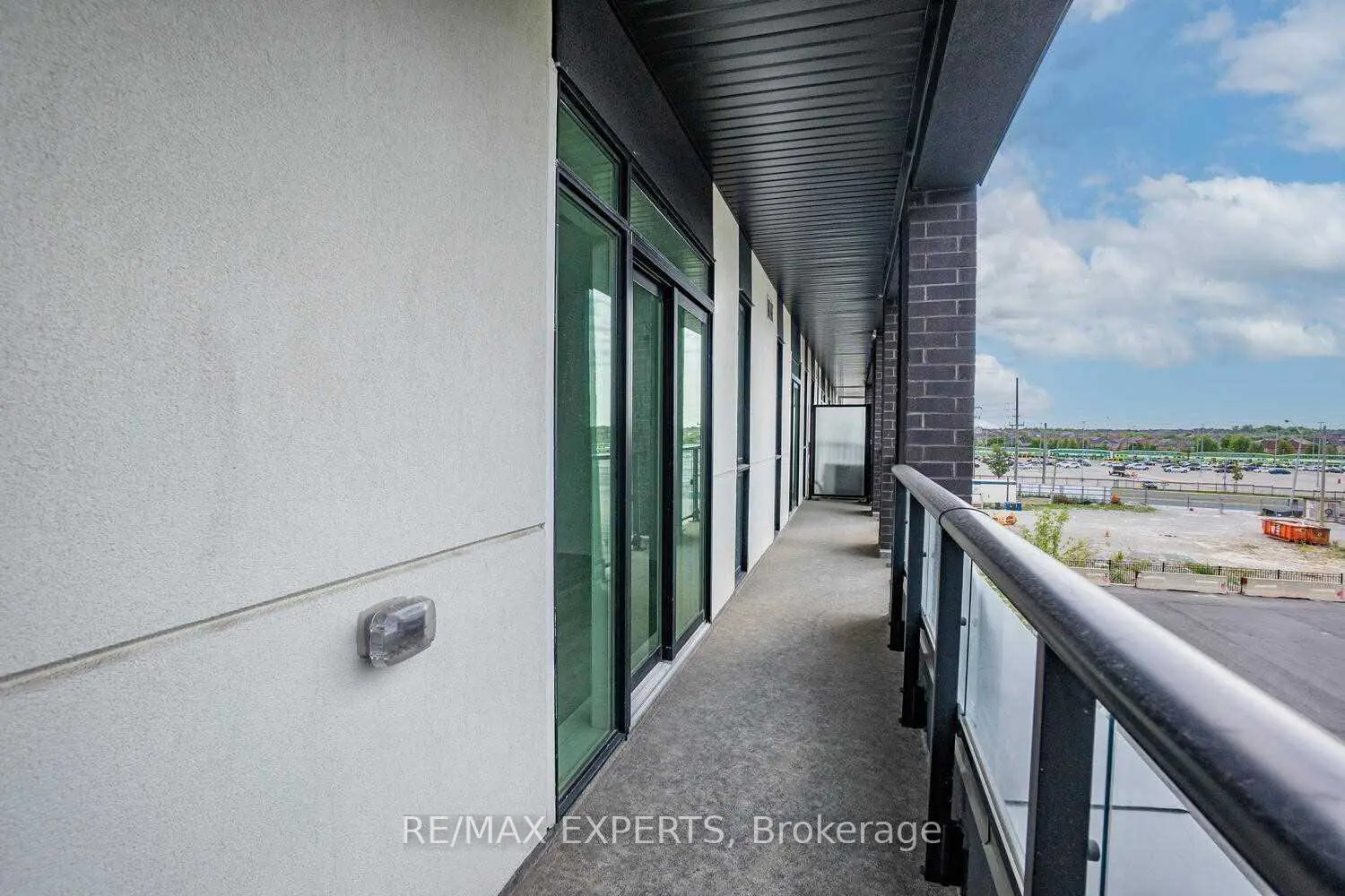 Additional image 18 of 1709 Bur Oak Avenue 309