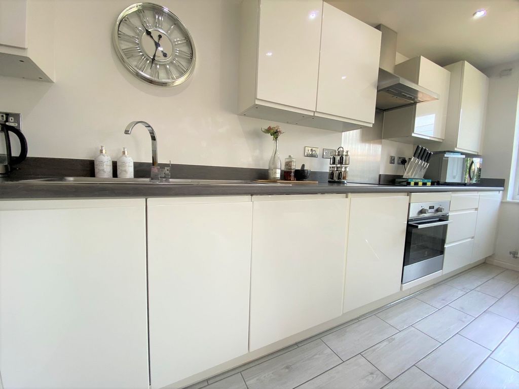 Additional image 5 of 2 bed flat to rentAnderson Grove, Newport NP19