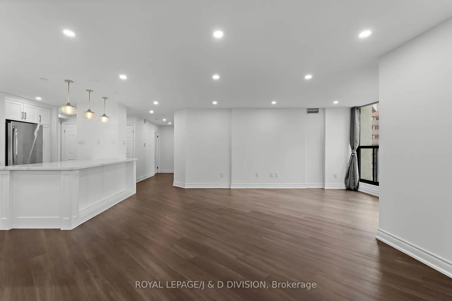 Additional image 5 of 33 Elmhurst Avenue 1201