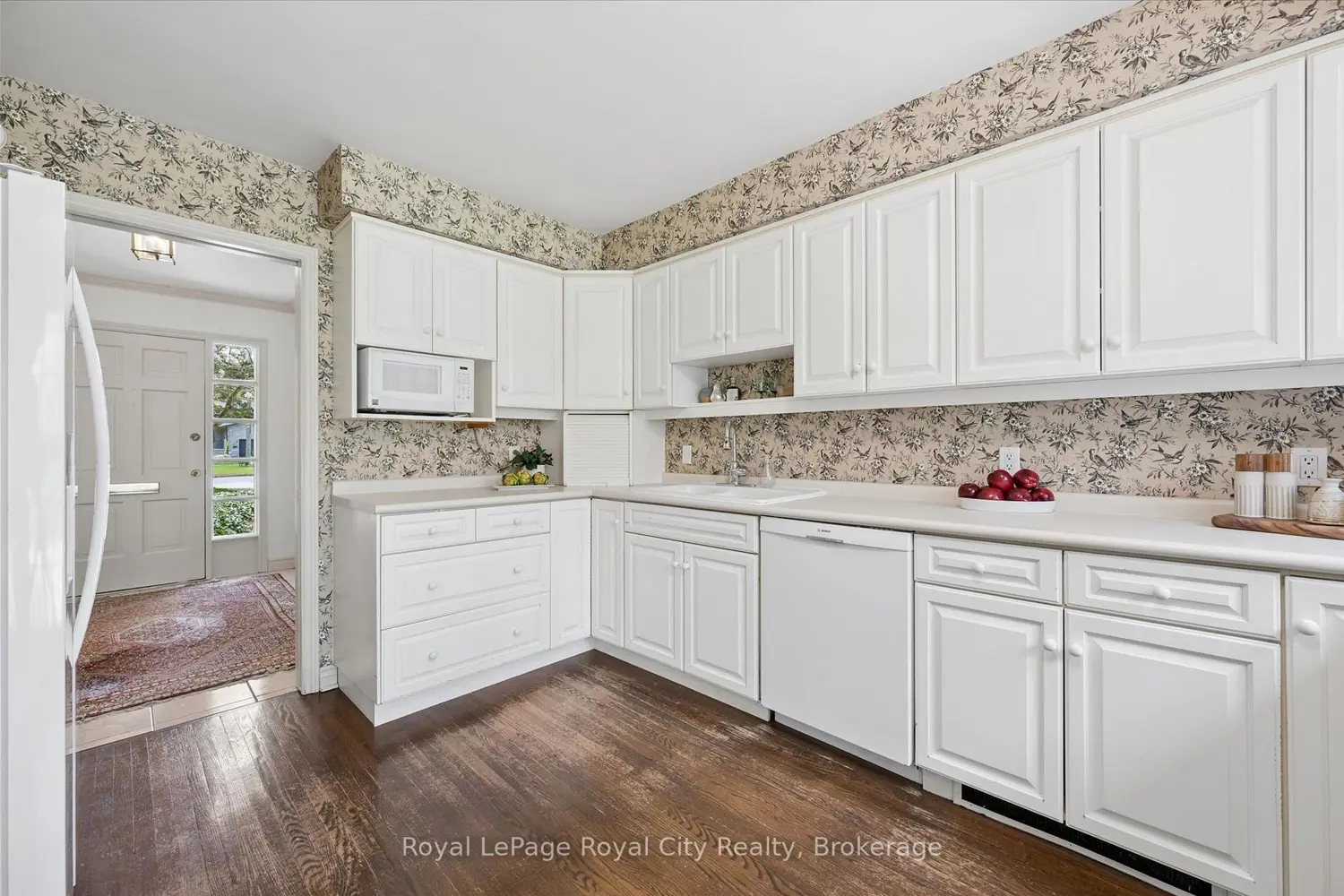 29 Lynwood Place photo 5