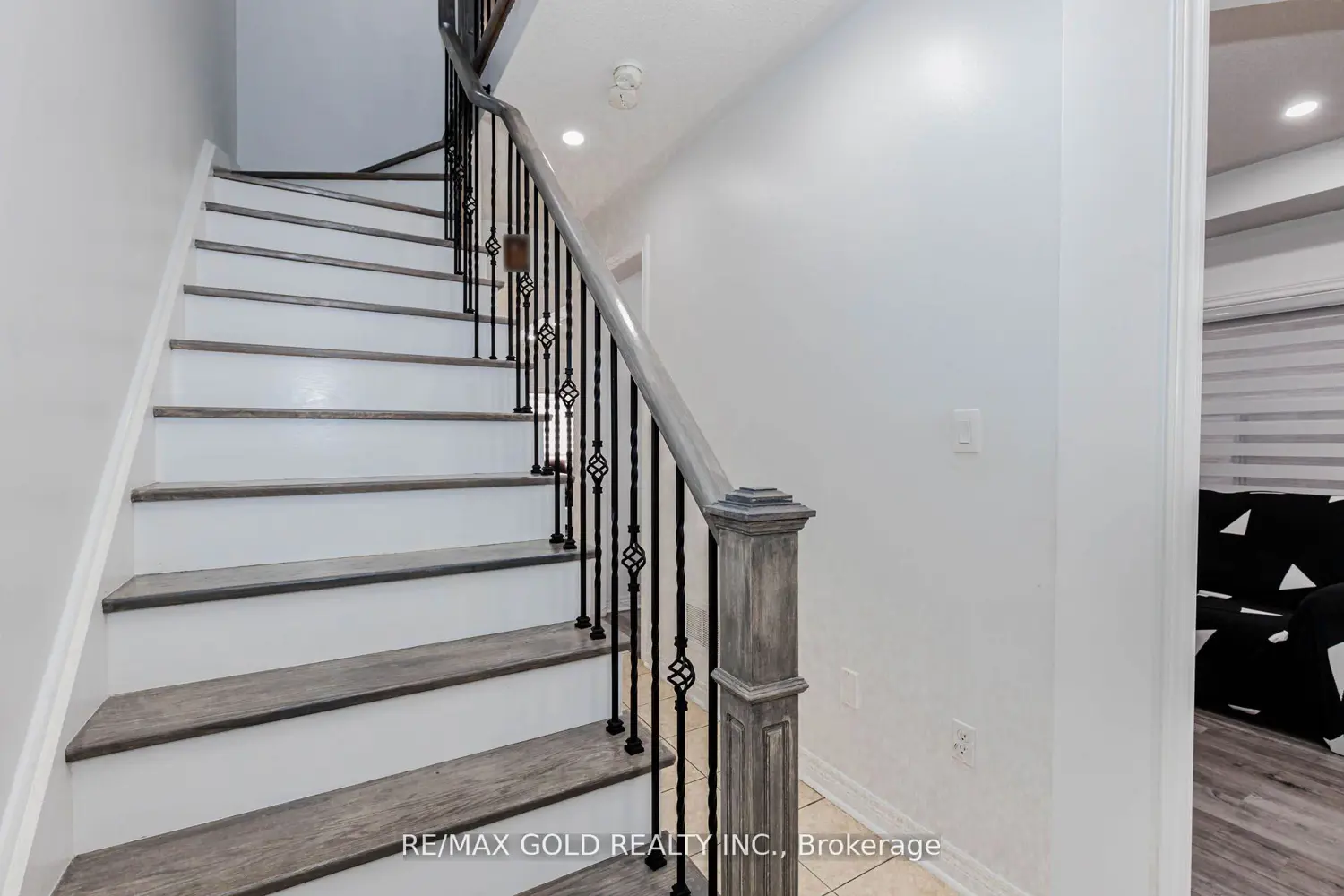 Additional image 8 of 93 Footbridge Crescent