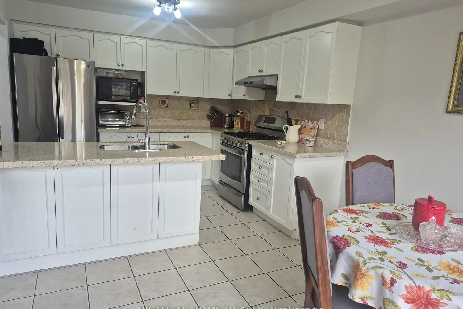 Additional image 19 of 30 Trevino Crescent
