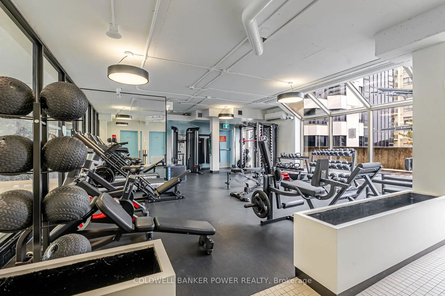 Additional image 16 of 695 Richmond Street 1705