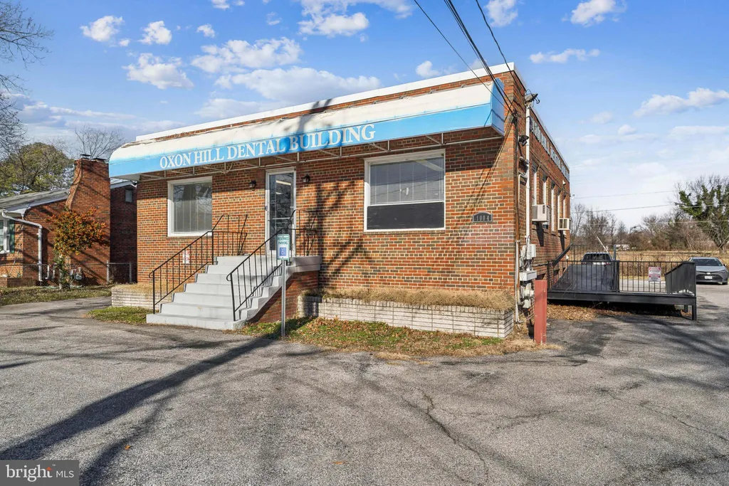 Additional image 3 of 1004 White Oak Drive, Oxon Hill, MD 20745