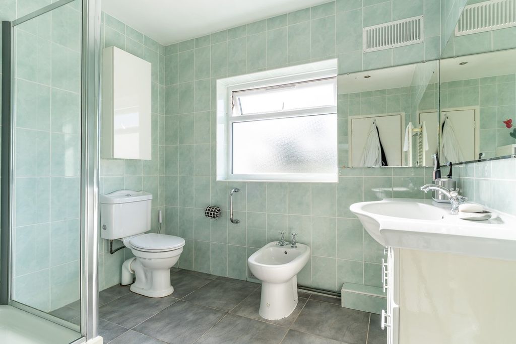 Additional image 36 of 4 bed detached house for saleLlanbedrog, Pwllheli LL53