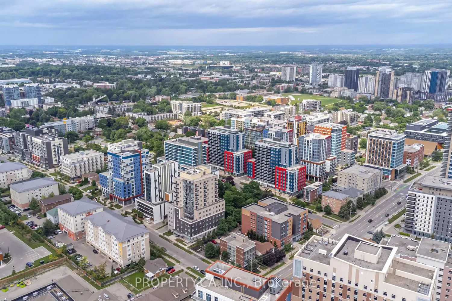 Additional image 18 of 253 Lester Street 204