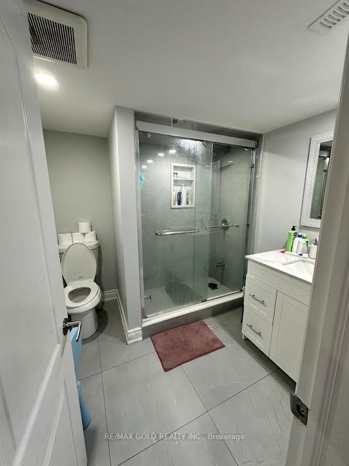 Additional image 4 of 73 Snow Leopard Court, Brampton, ON, L6R 2L7