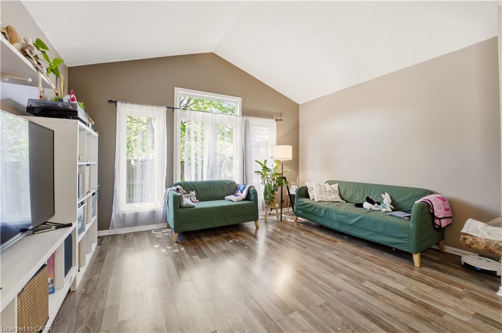 Additional image 6 of 541 Wild Iris Avenue, Waterloo, ON, N2V 2W4
