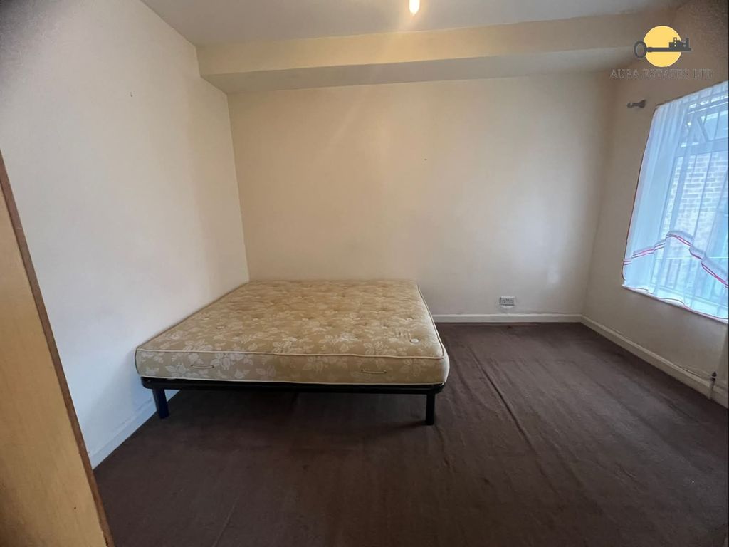 Additional image 5 of 1 bed maisonette for saleAsh Road, Luton LU4