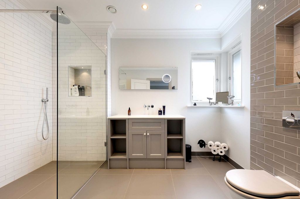Additional image 21 of 6 bed detached house for salePenn Road, Beaconsfield, Buckinghamshire HP9