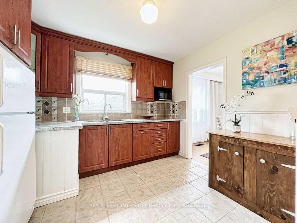 Additional image 5 of 505 Sandmere Place, Oakville, ON, L6L 4G5
