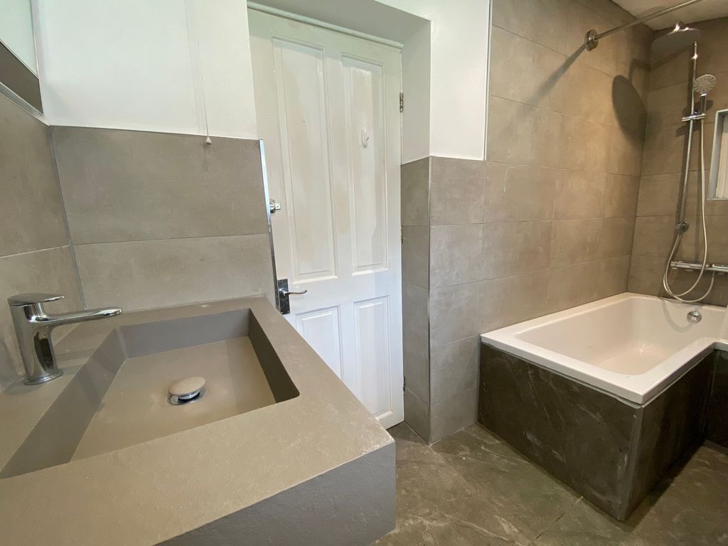 Additional image 15 of 2 bed flat to rentRisca Road, Newport NP20
