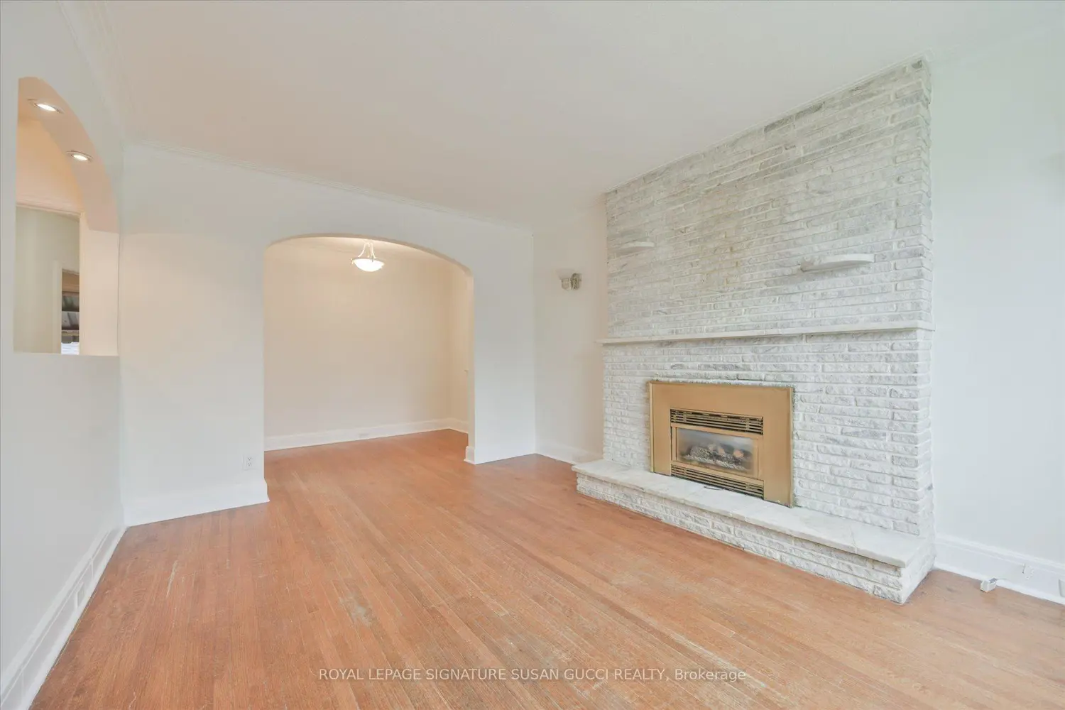 388 O'connor Drive photo 3